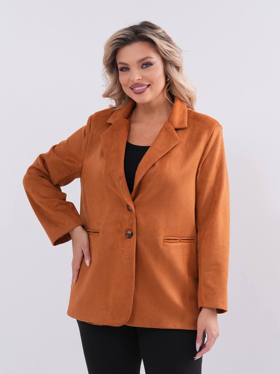 Пиджак из замши